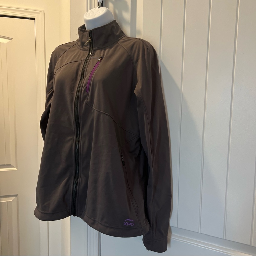 Cabela's Women's Gray Softshell Ski Jacket with Purple Accents